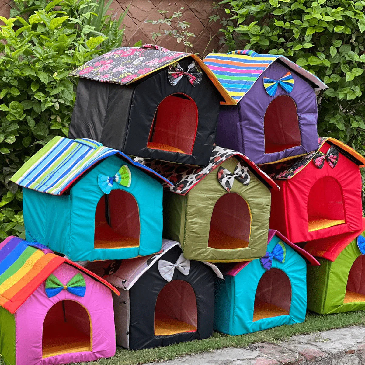Soft Foam Cat House for Large Cats – Spacious, Comfy & Warm Shelter in Pakistan